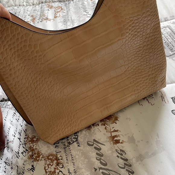 Nice med sized bag - Picture 3 of 5